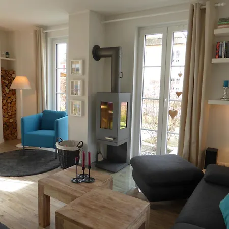 Reethaus Lise - Familienfreundlich Mit Strandkorb, Kamin Und Bollerwagen - 12 Gehminuten Zum Laengsten Ruegens * Glowe