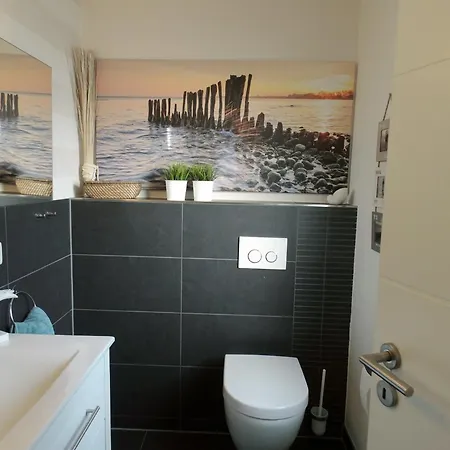 בית נופש Reethaus Lise - Familienfreundlich Mit Strandkorb, Kamin Und Bollerwagen - 12 Gehminuten Zum Laengsten Ruegens גלווה