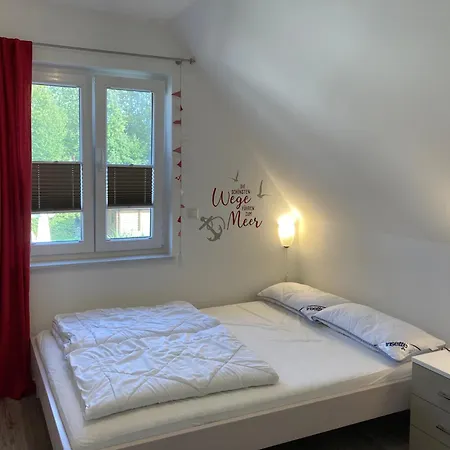 Reethaus Lise - Familienfreundlich Mit Strandkorb, Kamin Und Bollerwagen - 12 Gehminuten Zum Laengsten Ruegens בית נופש