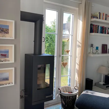 Reethaus Lise - Familienfreundlich Mit Strandkorb, Kamin Und Bollerwagen - 12 Gehminuten Zum Laengsten Ruegens Feriehus Glowe