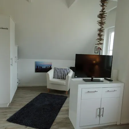 בית נופש Reethaus Lise - Familienfreundlich Mit Strandkorb, Kamin Und Bollerwagen - 12 Gehminuten Zum Laengsten Ruegens גלווה