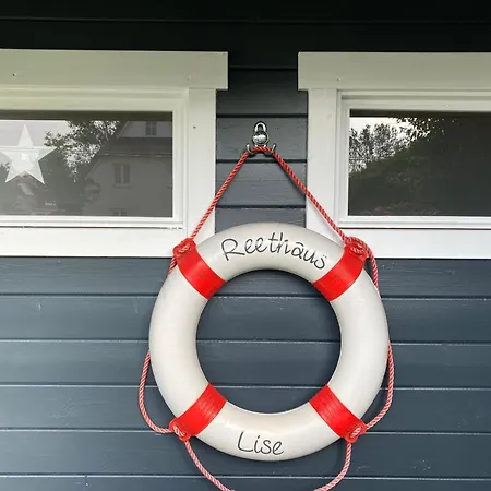 Reethaus Lise - Familienfreundlich Mit Strandkorb, Kamin Und Bollerwagen - 12 Gehminuten Zum Laengsten Ruegens Glowe